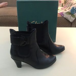 Clark’s Ankle boots